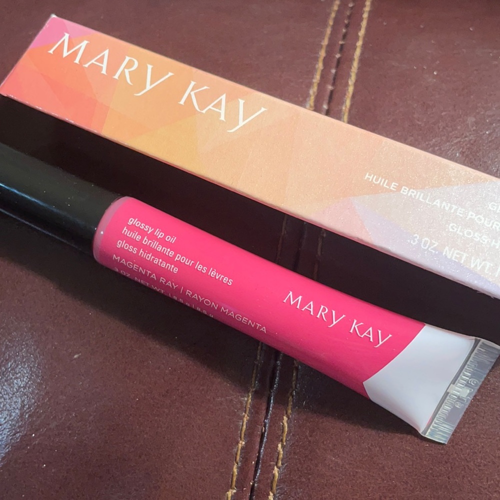 Mary Kay Glossy Lip Oil-Magenta